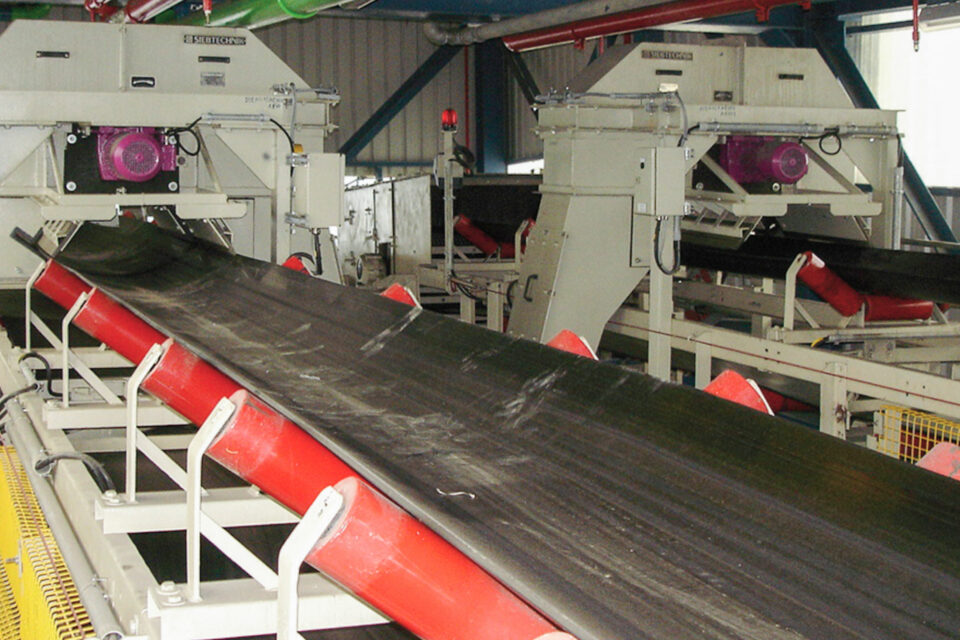 Hammer sampler for coal, automated sampling on the belt conveyor