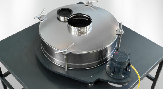 Control screening machine PERFLUX 801, view from diagonally above